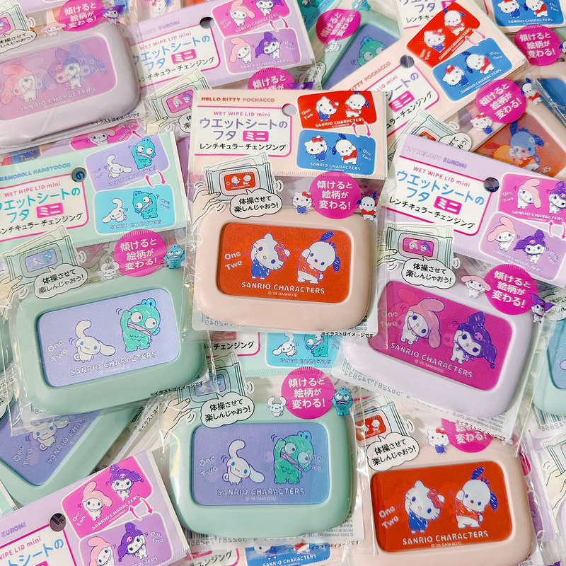 In-Stock Japan Sanrio Disney Hello Kitty Limited Edition Portable Cartoon Wet Wipes with Flip Cover