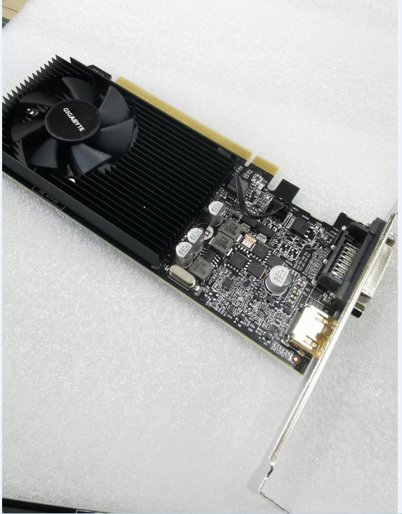 Semi-high tech GT1030 2GD5 small card GV-N1030 2GL almost brand new low power gaming card
