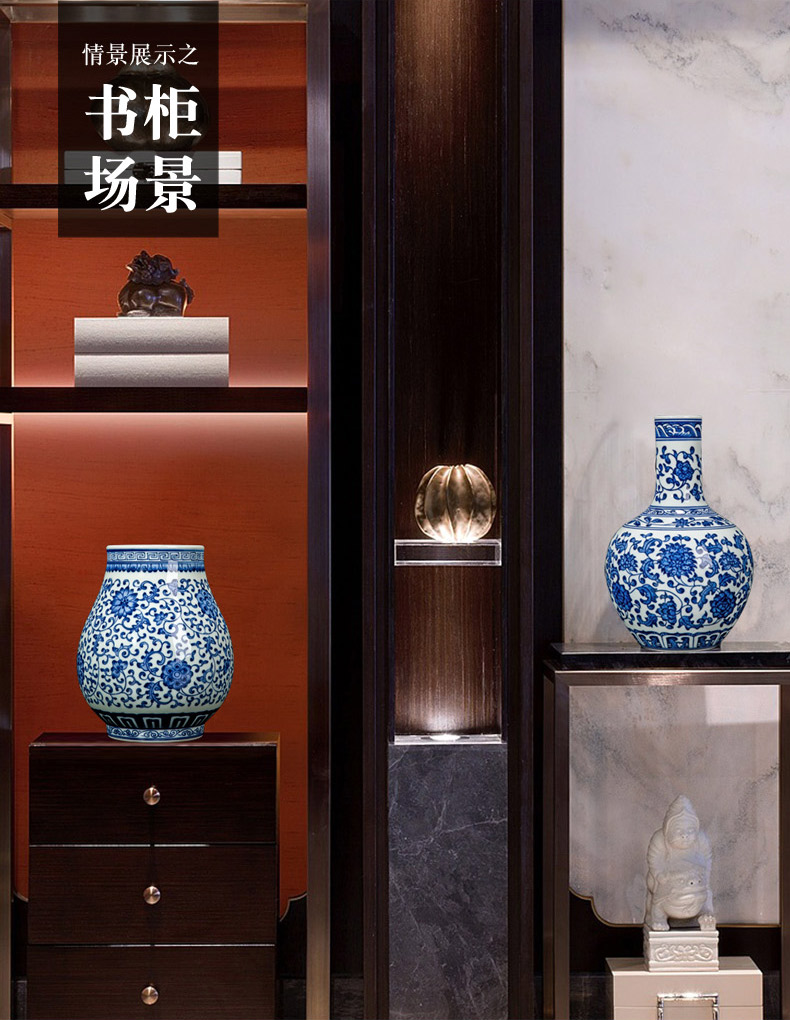 Vase furnishing articles flower adornment jingdezhen blue and white Vase ceramic antique wood, small desktop Chinese Vase