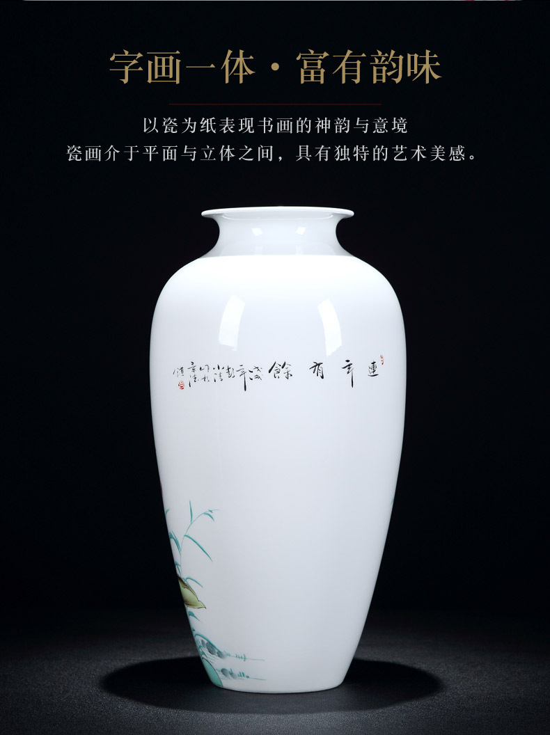 Jingdezhen vase and exquisite porcelain hand - made flowers and birds in successive years more vases, furnishing articles
