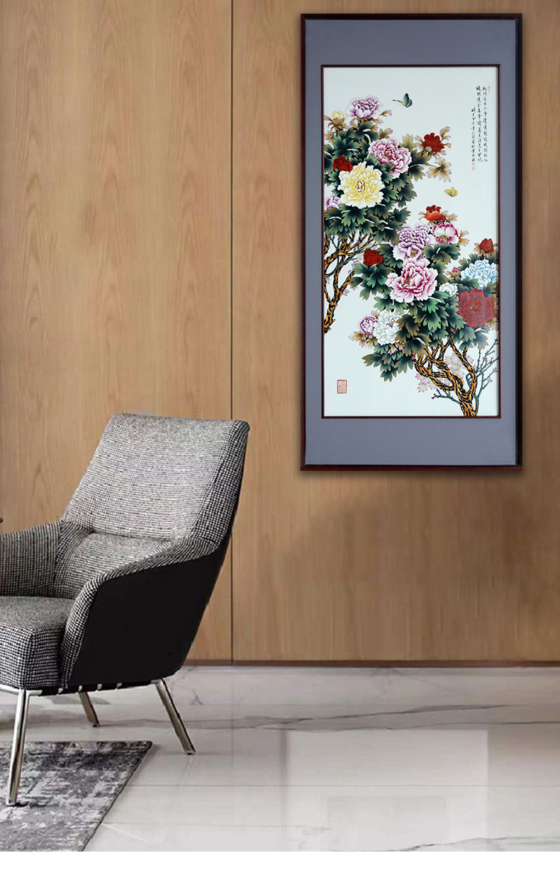 Jingdezhen porcelain plate painting peony study solid wood bedroom adornment porch sitting room sofa hangs a picture in the background