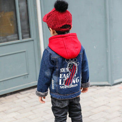 2022 new thickened children's denim jacket autumn and winter hooded short slim small cotton-padded jacket Western style all-match