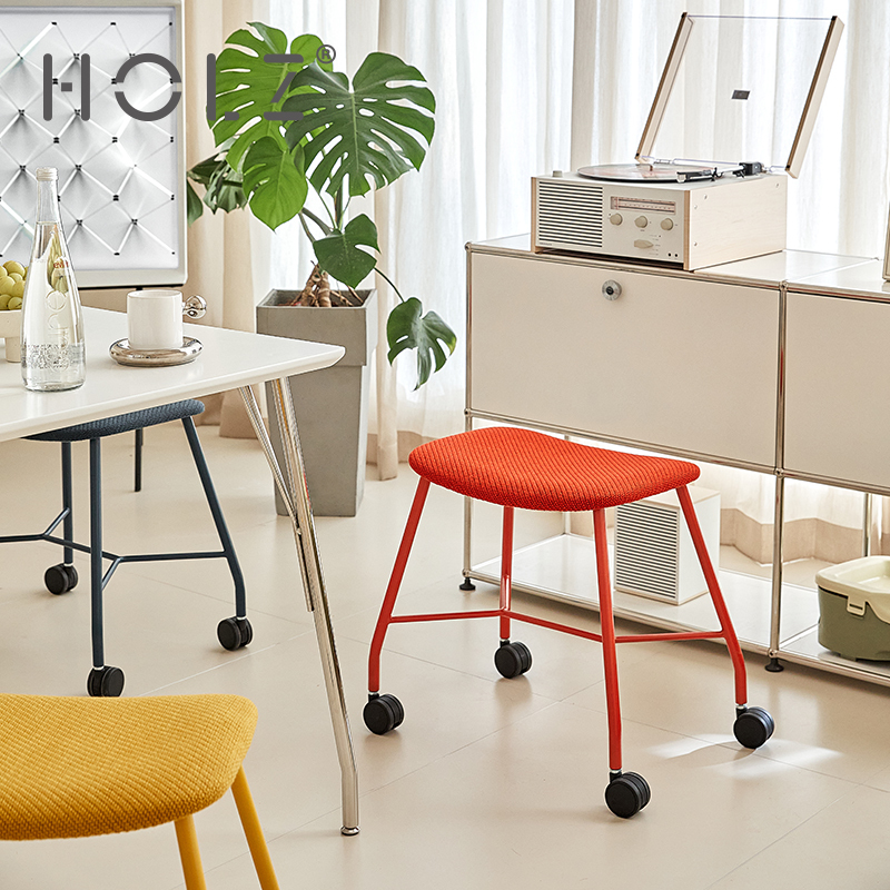 Office Leisure Chair, Movable Wheeled Stool, Creative Wheeled Chair, Desk Dressing Stool, Coffee Shop Restaurant Soft Chair Office Leisure Chair, Movable Wheeled Stool, Creative Wheeled Chair, Desk Dressing Stool, Coffee Shop Restaurant Soft Chair