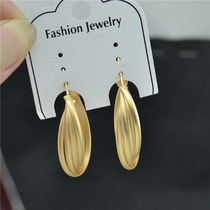 Dumb gold fashion hoop earrings 2021 new earrings without ear clip Net red temperament advanced feel ear ring female