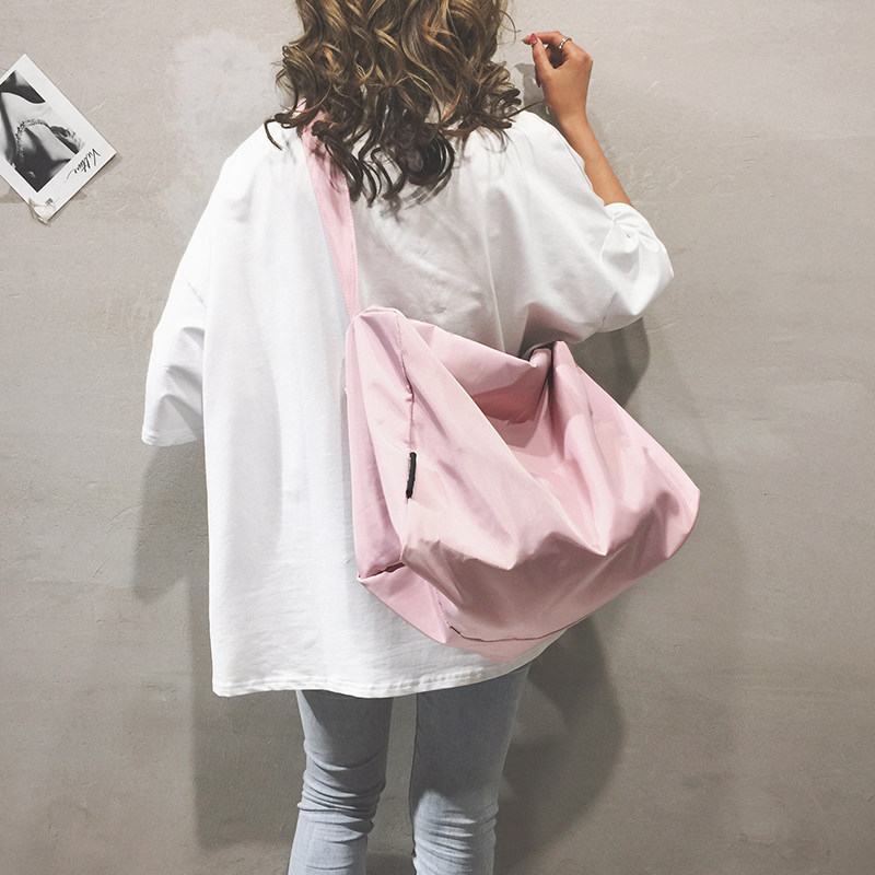 Nylon fitness bag large bag women 2022 new large-capacity sports bag short-distance luggage bag one-shoulder Messenger bag tide
