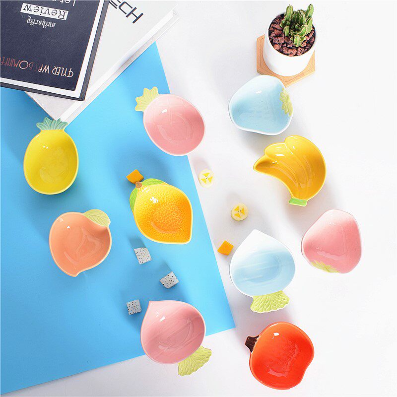 Ceramic small bowls fruit bowls pet bowls mini bowls cute cartoon children children high temperature firing underglaze color clear