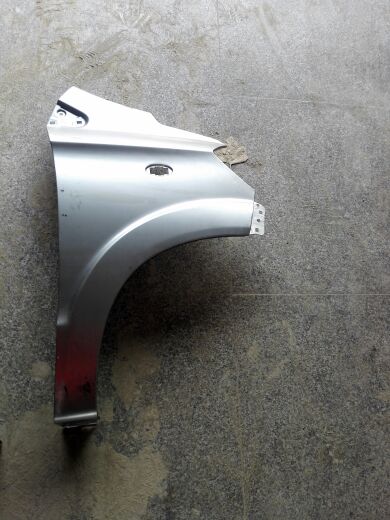 New energy accessories Jiangling E100 electric car Ruiyi Lei Jun Huatai e160 front leaf plate leaf plate