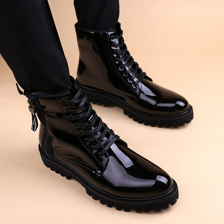 Korean version Trend Martin boots Inlennet heightening short boots hairstylist Locomotive Boots Bright Face High Cylinder Pointed Leather Boots Man