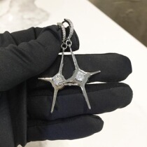 2021 new 4-Mans Star Cross inlaid diamond earrings earrings with the same type of European and American hip-hop advanced sensans