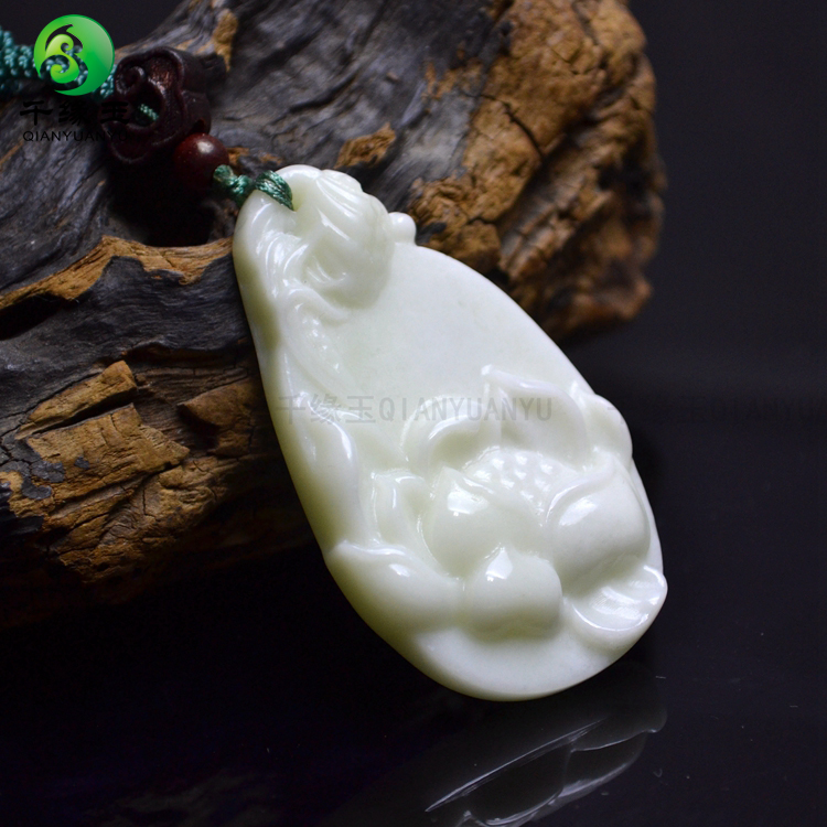 Lantian jade lotus lotus lotus root sweater chain pendant pendant natural Shaanxi Xi'an Lantian jade