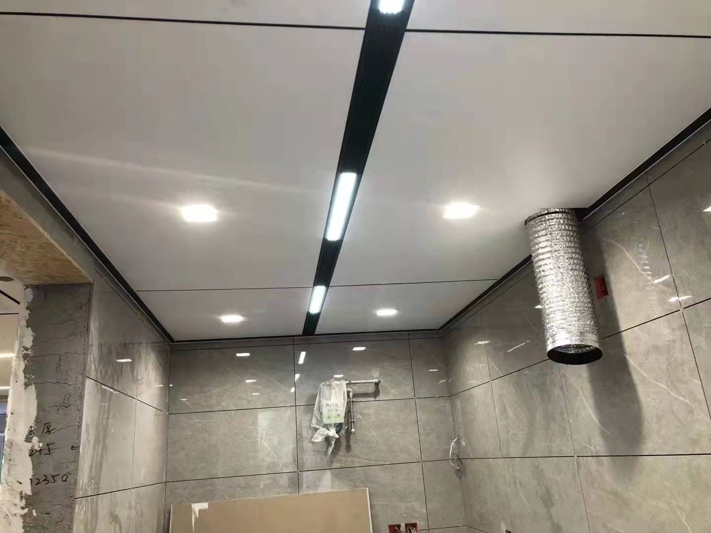常州吊顶天花板神器！奶油白烤漆铝扣板+包安装，厨房卫生间秒变高级感！