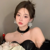 Изысканные серьги, со снежинками, изысканный стиль, популярно в интернете, легкий роскошный стиль