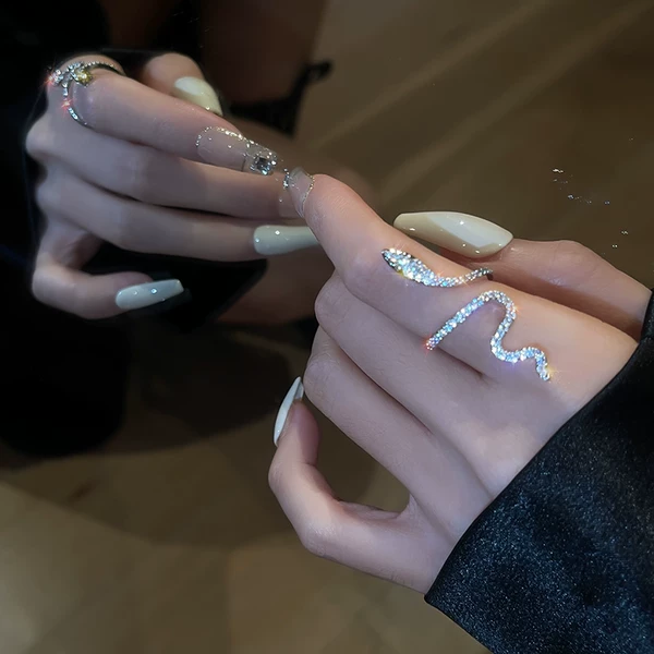 Товары от 七尾 SEVEN