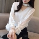 Áo cổ lọ cổ chữ V nữ dài tay mùa xuân mới ren khâu tay áo voan áo sơ mi voan nhẹ nhàng áo sơ mi voan mỏng