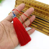 Красная перегородчатая кисточка