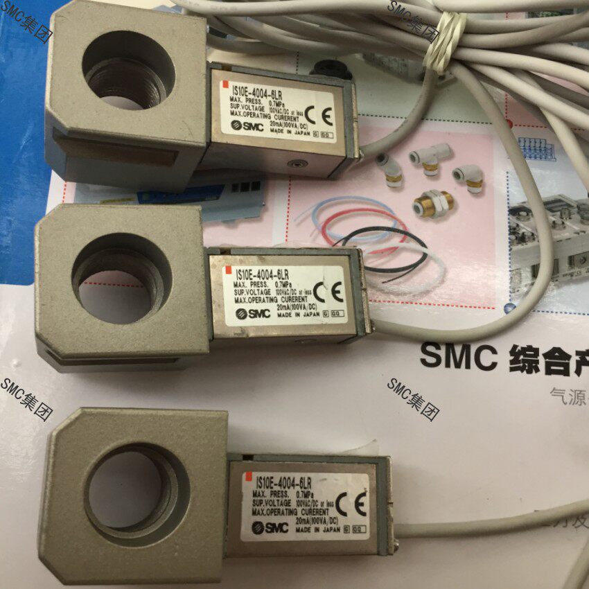 Brand new original SMC pressure sensor IS10E-4004-6LR 100% spot day to ship
