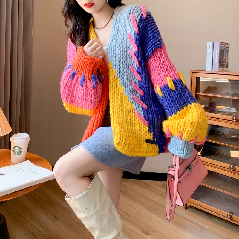 Retro Rainbow Knitted Cardigan for Women, Short V-Neck, Dropped Shoulder Sleeves, Sweater Jacket, Small Size, Age-Reducing Dopamine Style