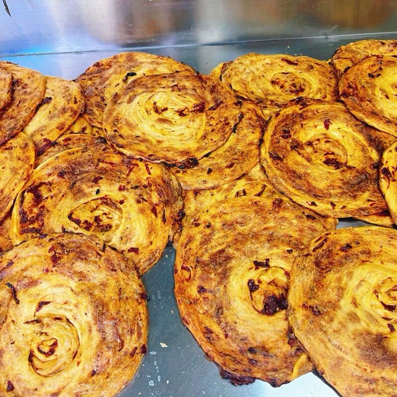 Xinjiang Traditional Spicy Pepper Layered Naan, Soft and Fragrant, Hand-Baked, 340g*4 Pieces,  Free Shipping