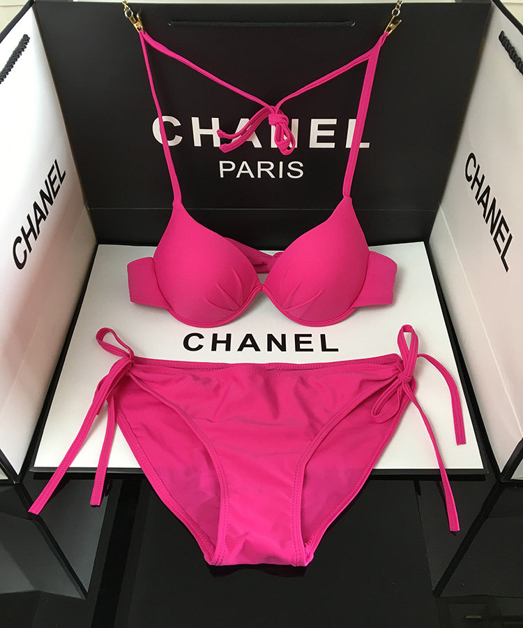 Idol new store European and American new pink rose red bikini steel tray gathered small chest sexy three-point swimwear