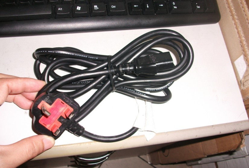 British product suffix positive standard 1 8 meters large British 1 square copper power cord high-power British power cord