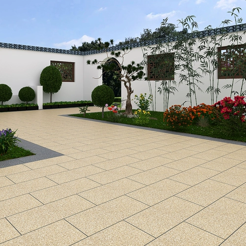 На открытом воздухе плитка пола.