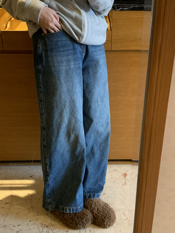 Yeyeyeah! Easy to Wear and Versatile Washed Medium Blue Denim Wide Leg Pants