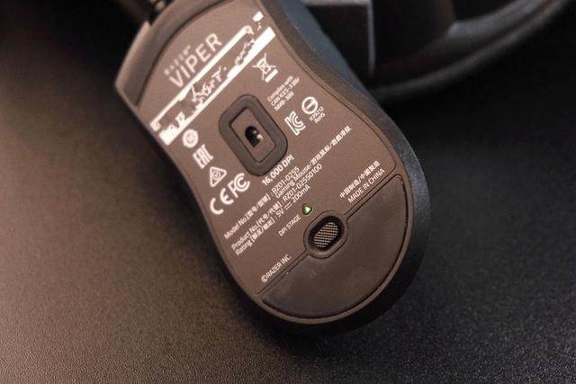 爱打扮,他他商城 手臂流操作太累69蛇毒蝰助你一臂之力