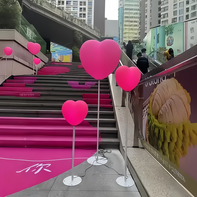Glowing Heart-Shaped Lights, Outdoor Waterproof Lawn Decorative Lights, Square Interactive Props, Popular Shopping Mall Street Landscape Lights Glowing Heart-Shaped Lights, Outdoor Waterproof Lawn Decorative Lights, Square Interactive Props, Popular Shopping Mall Street Landscape Lights