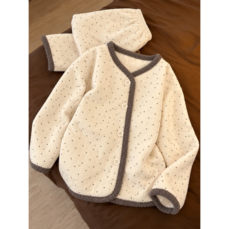 2026 New High-End Polka Dot Air Cotton Pajamas for Women, Autumn and Winter, Quilted and Thickened Loungewear for Spring and Autumn 2026 New High-End Polka Dot Air Cotton Pajamas for Women, Autumn and Winter, Quilted and Thickened Loungewear for Spring and Autumn