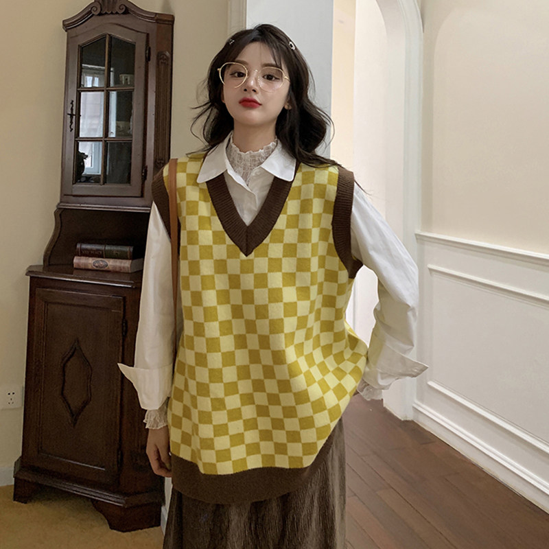 Sandro Moscoloni Japanese retro loose leisure lattice knitting V-collar vest is slim-diminished sweater