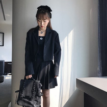 Wang Maidens shop black suit 2020 spring new net red small suit college style loose short coat