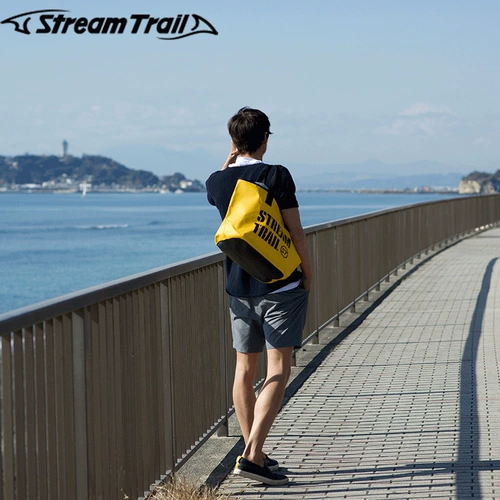 Вместительная и большая водонепроницаемая сумка через плечо для отдыха на одно плечо