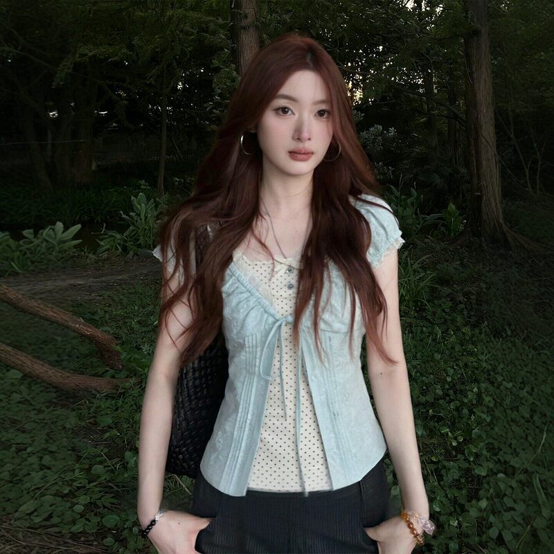 Green Lace Embroidered Lace-Up Puff Sleeve Shirt for Women, Summer Slim-Fit Layered Short Shirt, Stylish and Age-Reducing Top