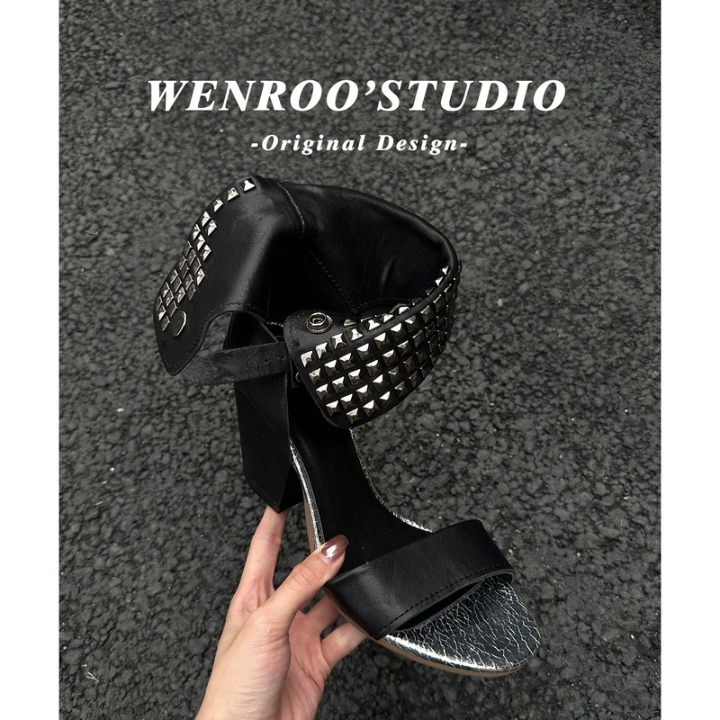 Color-Blocked Sexy Studded Strappy Chunky Heel Sandals for Women, Summer 2026 New Style, Black Hot Girl Stunning Open-Toe High Heels