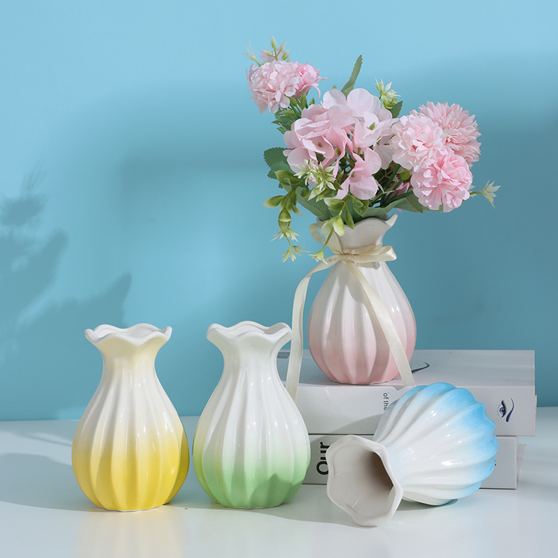 Gradient blue and white ceramic vase hydroponic Nordic modern creative home living room flower arrangement dry flower decoration ornaments