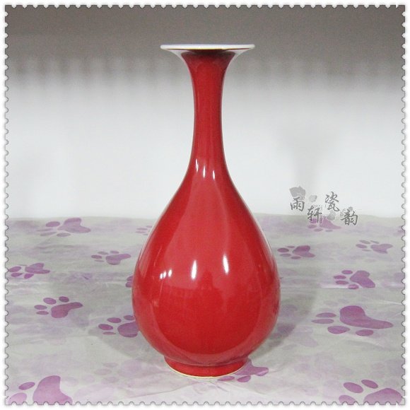 Value recommendation Jingdezhen ceramics Antique red glaze monochrome glaze Lantern bottle Countertop small vase special offer