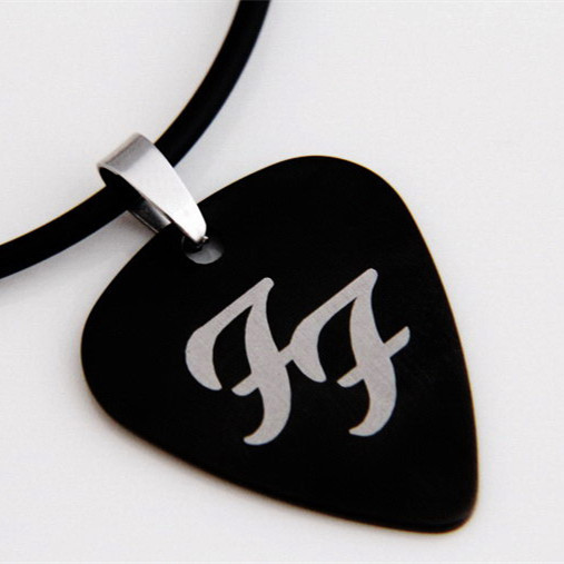 Watson Musical instrument Titanium steel Metal Guitar Pick Necklace Foo Fighters Spitfire Fighter Band FF Jewelry