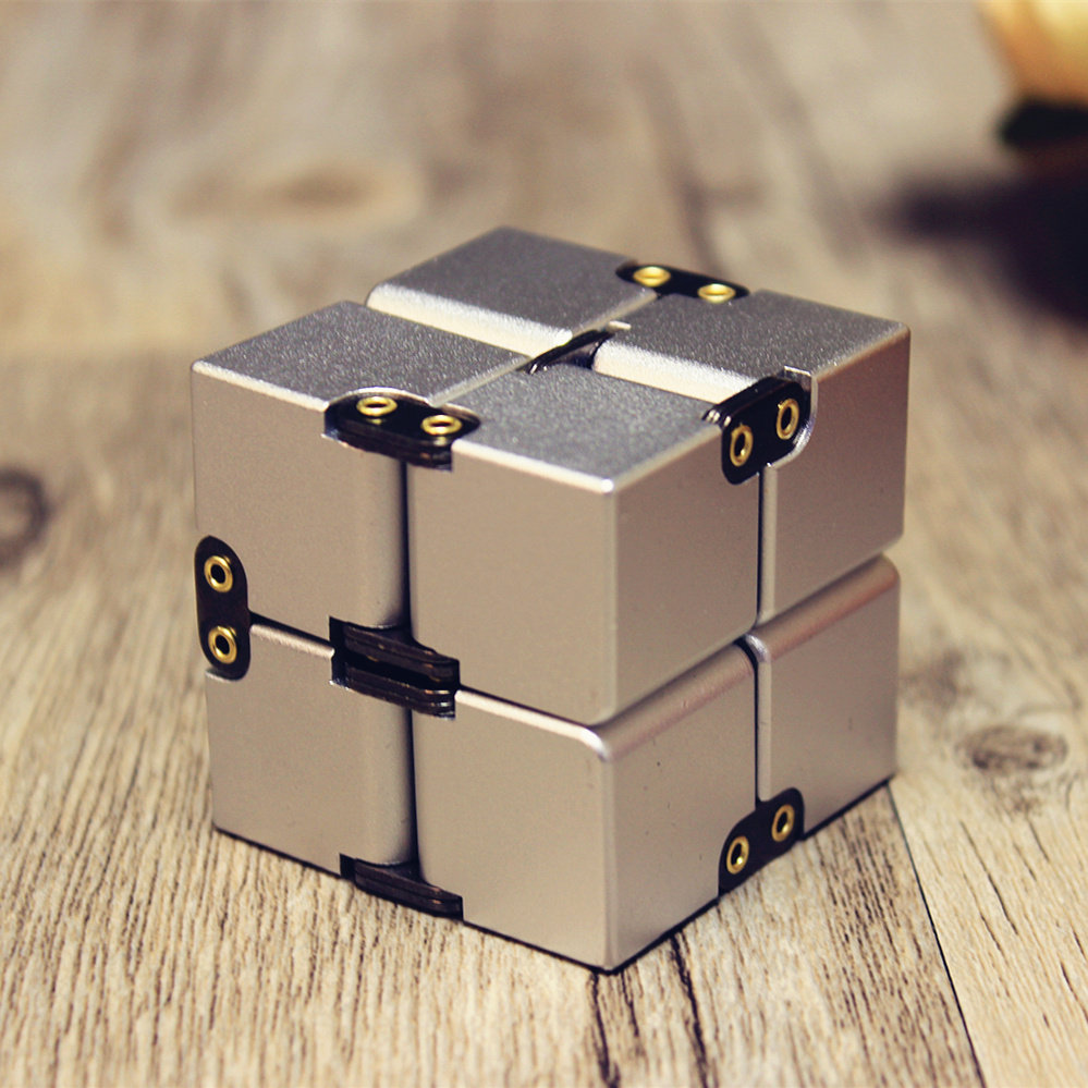 创意走心生日礼物男生送朋友老公无限魔方diy个性礼品送同学老师