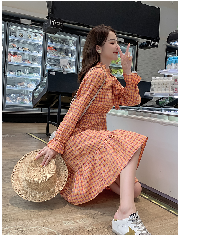 VK旗艦店 韓系優雅復古系帶蝴蝶結格紋收腰長袖洋裝