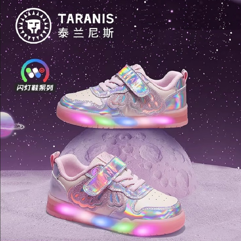 秋季新款女童闪灯鞋时尚板鞋发光运动鞋
