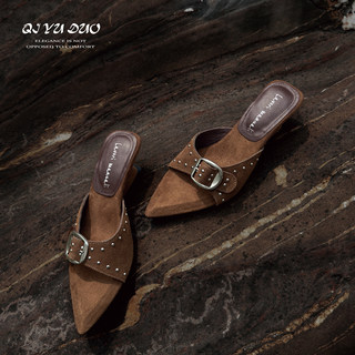 【七与多】牛皮/5cm/设计款铆钉一字带高跟鞋女外穿尖头露趾凉拖