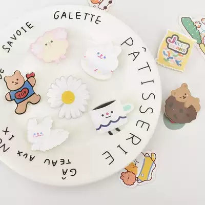 Korean cute ins Wind bear brooch cartoon Japanese pin brooch bag clothes decoration accessories badge female