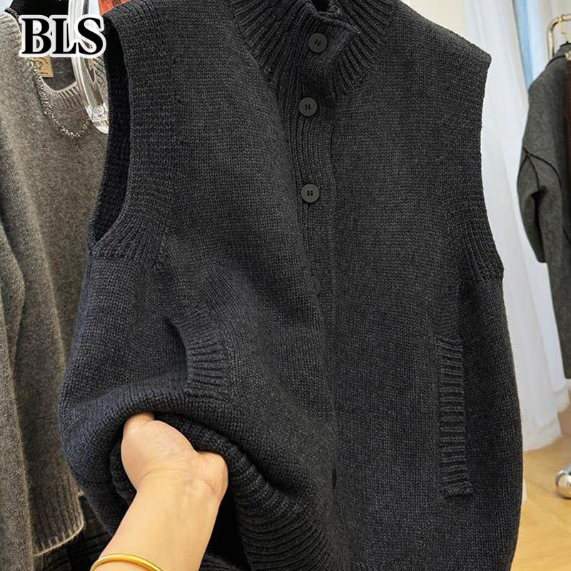 High-End Stand-Up Collar Sleeveless Vest for Men, Autumn and Winter 2026 New Style, Men's Layered Sweater, Loose Vest, Knitted Top