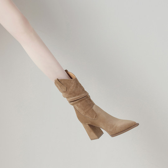 Genuine Leather, Stunningly Elegant French-Style Short Boots for Women, 2025 Autumn and Winter, Black, Very Attractive, Pointed Toe, Stacked High Heels