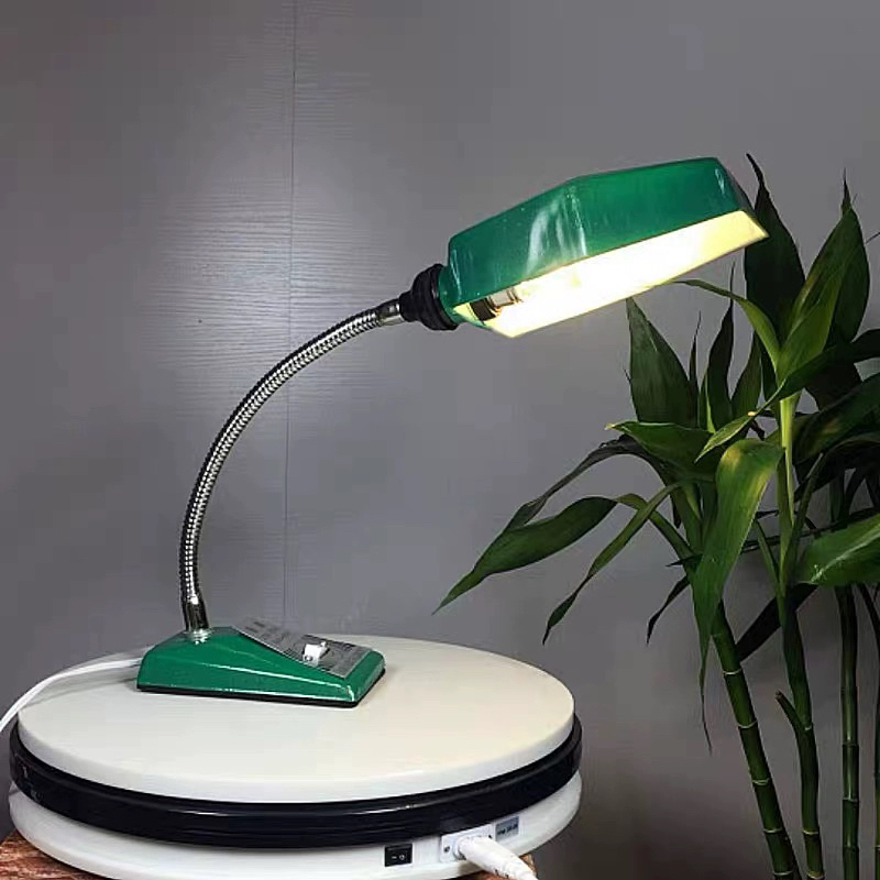 Green Stone-Encrusted Work Desk Lamp, Jewelry and Goldsmithing Micro-Inlaid Desk Lamp