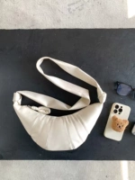 Бежевая подарочная коробка