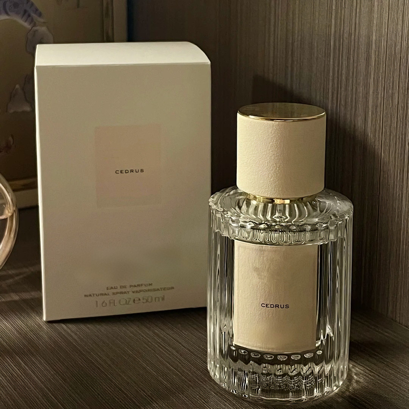 Fresh and Light Fragrance Women's Perfume Wonderland Series Northern Cedar Magnolia Poetry Rainy Jasmine 50ml Fresh and Light Fragrance Women's Perfume Wonderland Series Northern Cedar Magnolia Poetry Rainy Jasmine 50ml