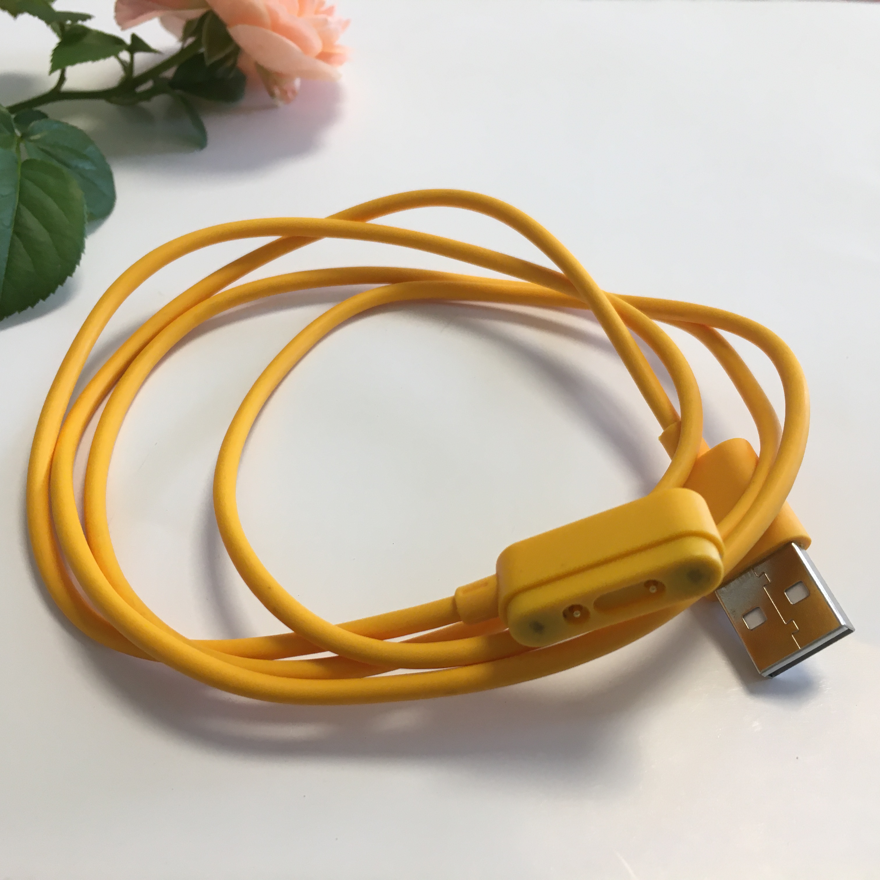 Bull Listen To Supercharged Cow Charging Line Blue Light Film Original Dress Silicone Protective Sleeve Pink Blue Charging Head