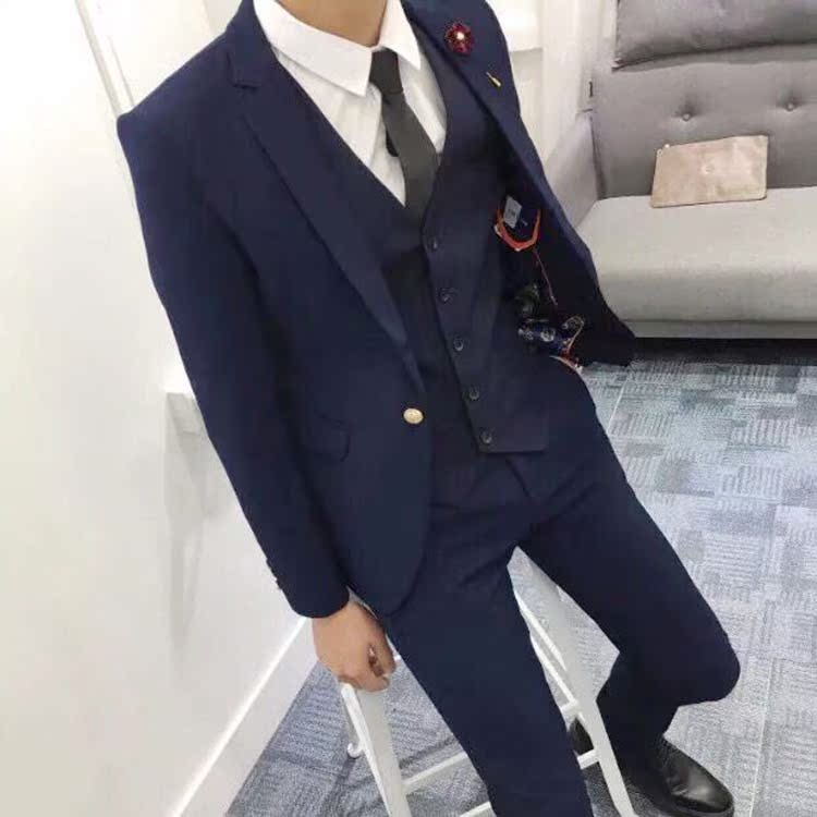 Phù hợp với nam mới Hàn Quốc Slim một nút phù hợp với ba mảnh phù hợp với chú rể đám cưới nhỏ phù hợp với nhà tạo mẫu tóc áo nam