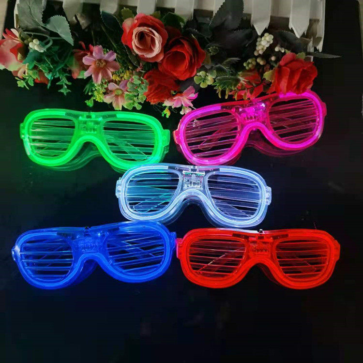 Fumbling Luminous Shutter Glasses LED Bar KTV Atmosphere Props Popsnet Red Sparkling Cold Light Glasses